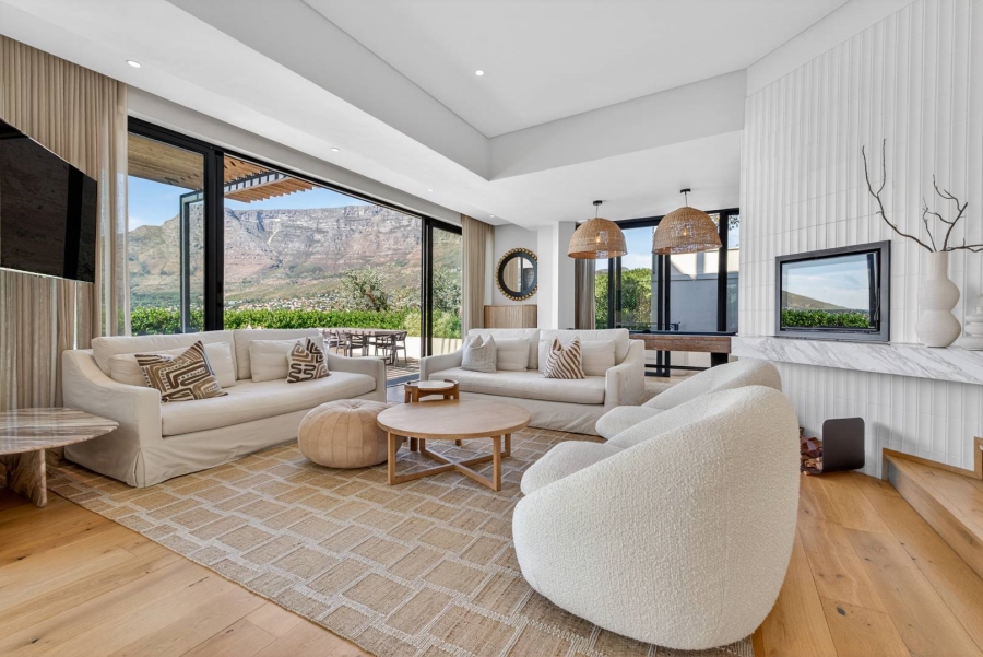4 Bedroom Property for Sale in Tamboerskloof Western Cape